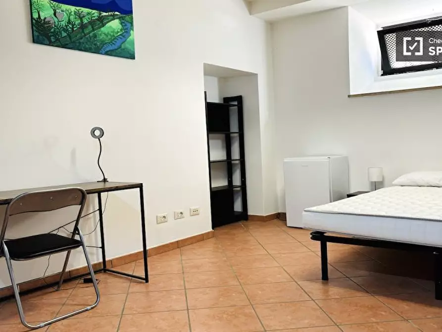 Immagine 1 di Camera condivisa in affitto  in Via Alessandro Brisse a Roma