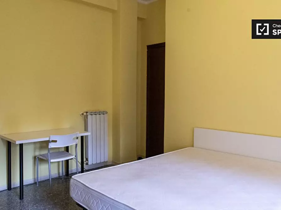 Immagine 3 di Camera condivisa in affitto  in Via Giulio Aristide Sartorio, 00147 Roma RM, Italy a Roma
