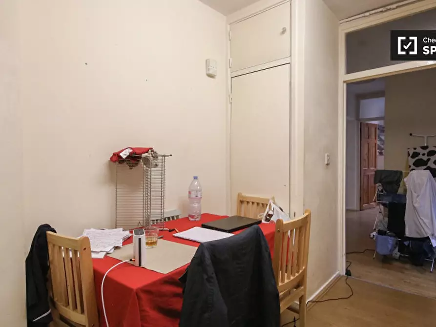 Immagine 5 di Camera condivisa in affitto  in Tadema House, Penford Street a Paddington