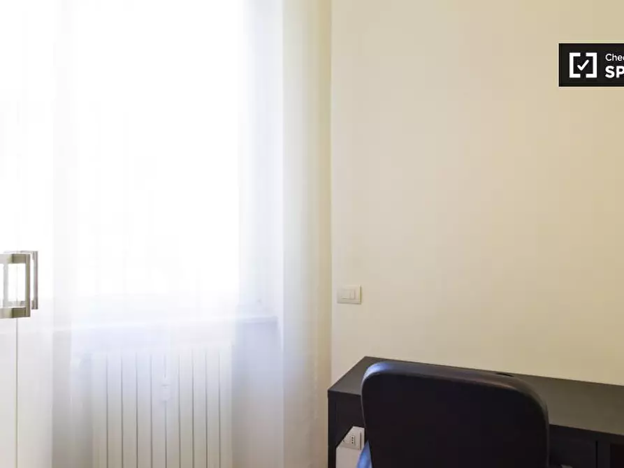Immagine 2 di Camera condivisa in affitto  in Viale Pietro da Cortona a Milano