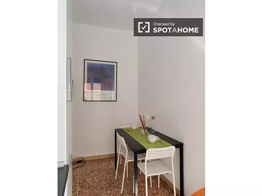 Immagine 8 di Camera condivisa in affitto  in Via Fratelli Rosselli a Milano