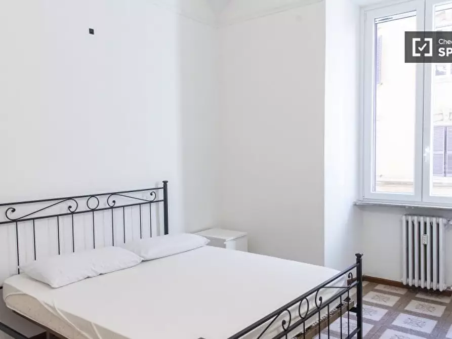Immagine 1 di Camera condivisa in affitto  in Piazza di S. Croce in Gerusalemme a Roma