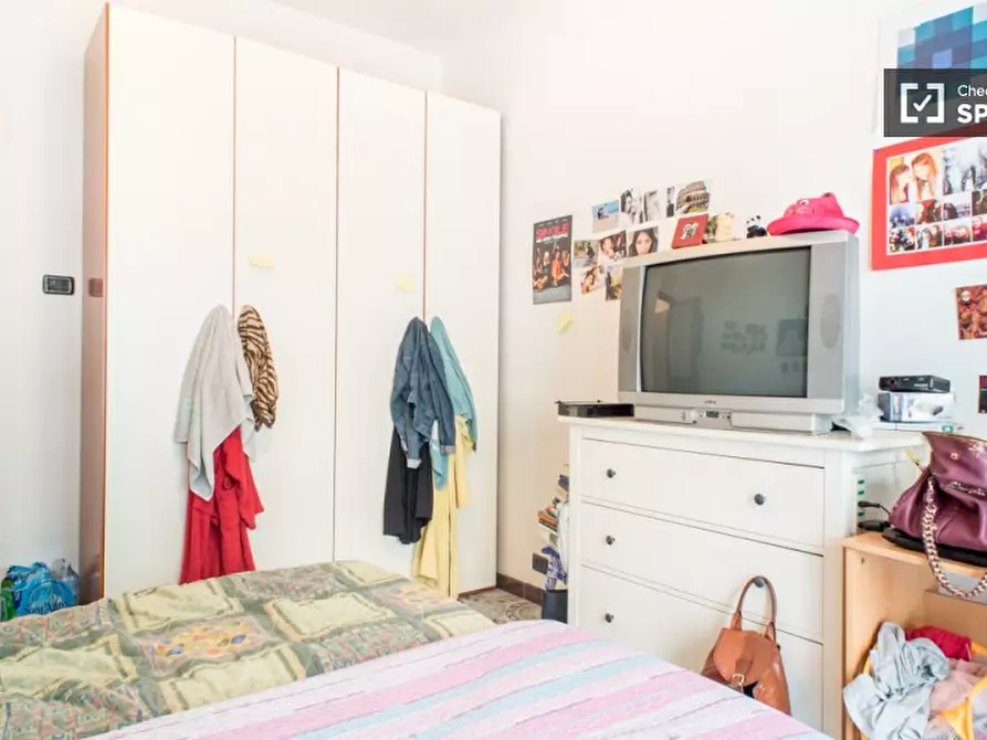 Immagine 7 di Camera condivisa in affitto  in Largo Somalia a Roma