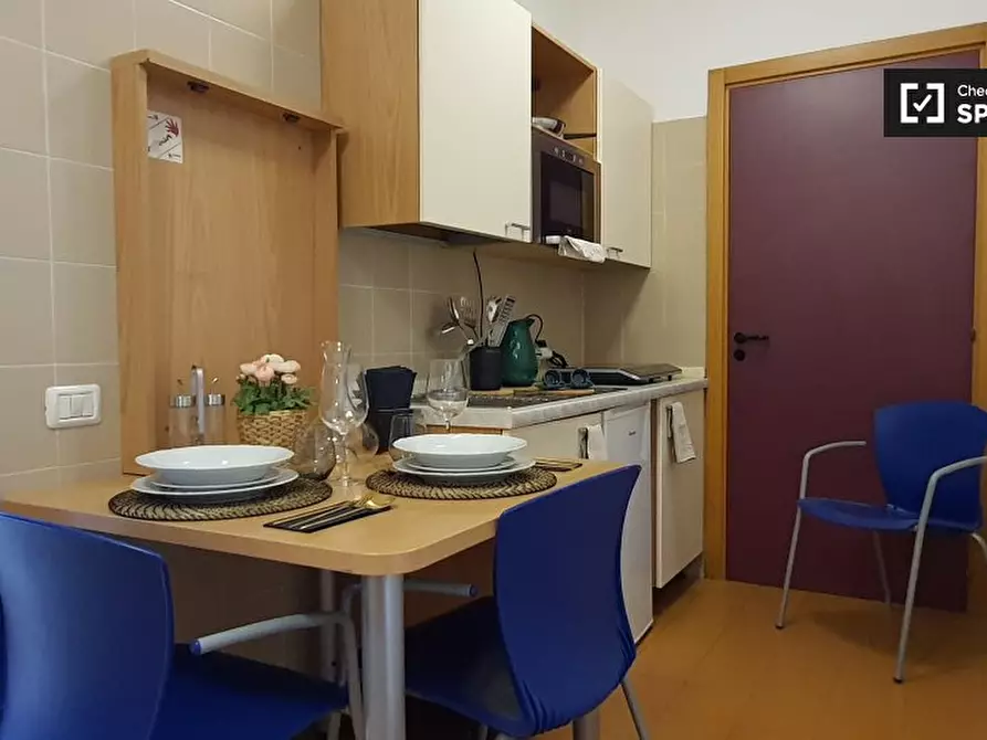 Immagine 8 di Camera condivisa in affitto  in Via Anton Giulio Barrili a Milano