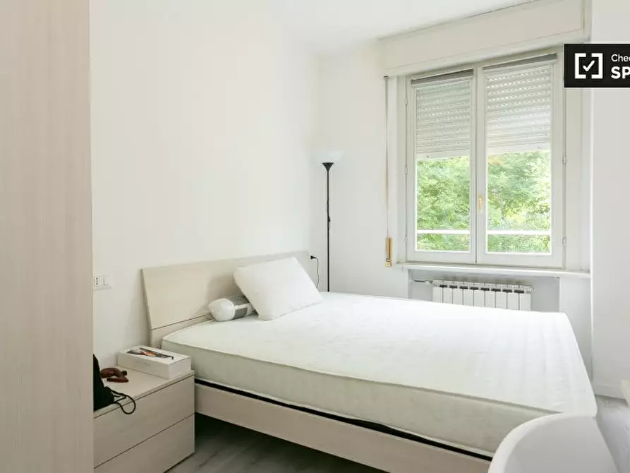 Immagine 2 di Camera condivisa in affitto  in Via Francesco Caracciolo, 20155 Milano MI, Italy a Milano