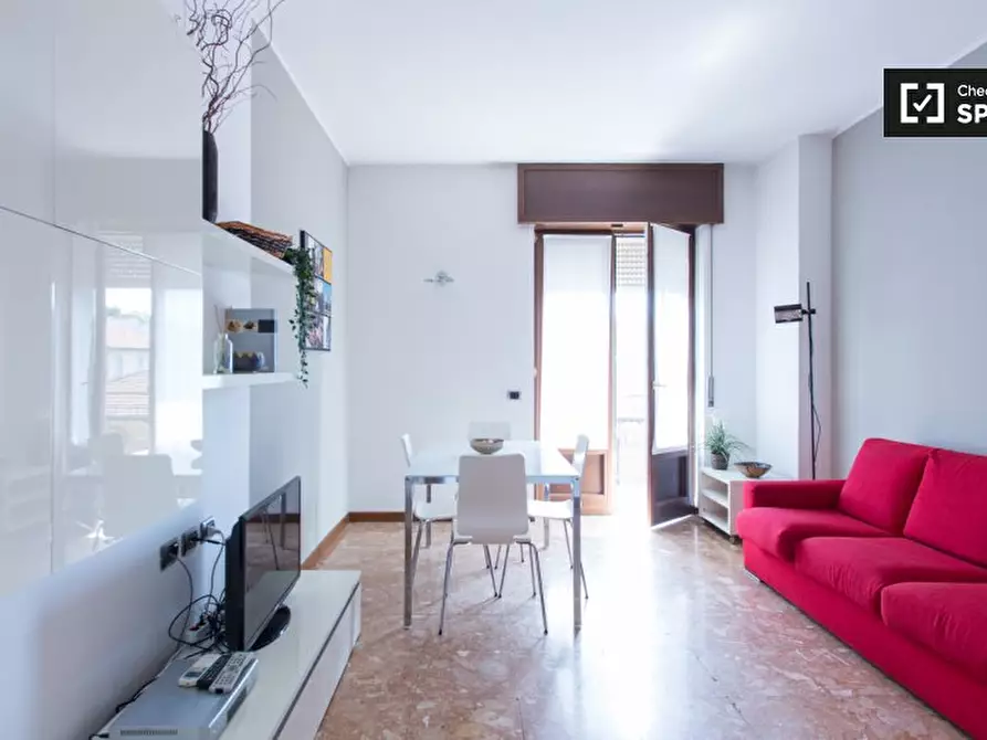 Immagine 1 di Appartamento in affitto  in Via Luigi Settembrini a Milano