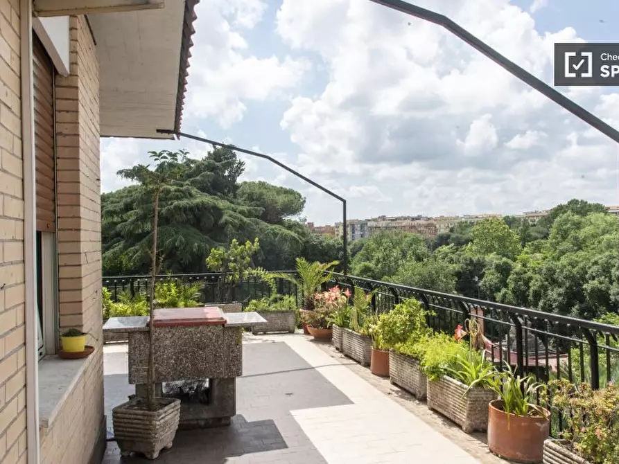 Immagine 1 di Appartamento in affitto  in Via Monte Selva a Roma