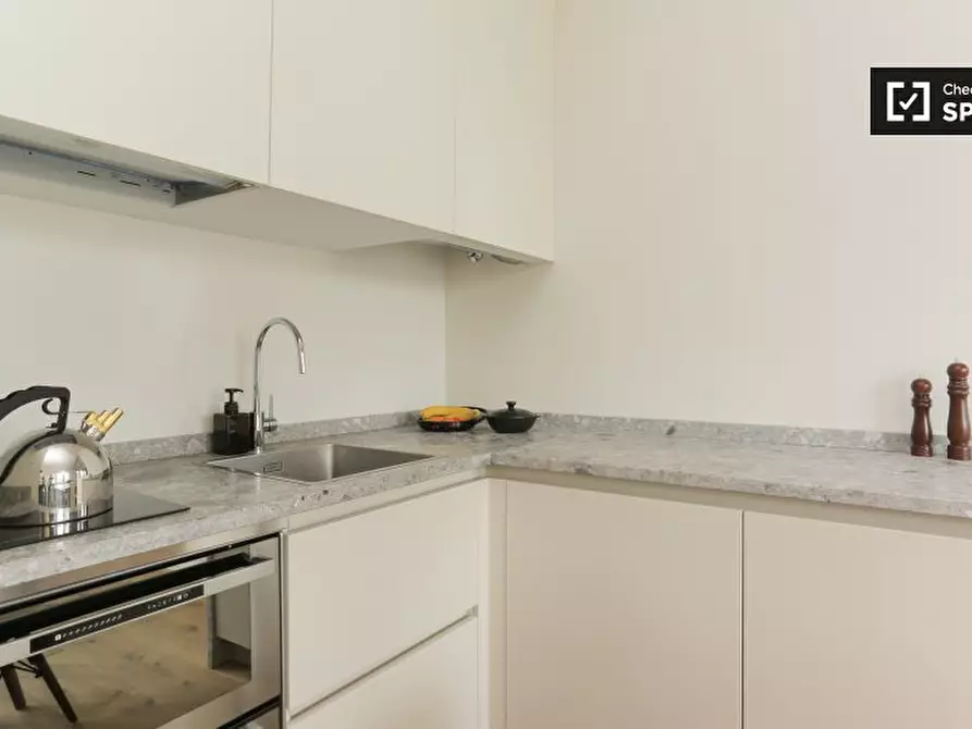 Immagine 17 di Ufficio in affitto  in Piazza S. Camillo de Lellis a Milano