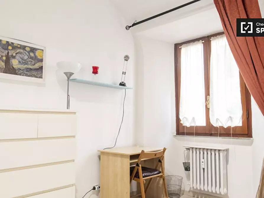 Immagine 2 di Camera condivisa in affitto  in Via Emanuele Filiberto, 00185 Roma RM, Italy a Roma