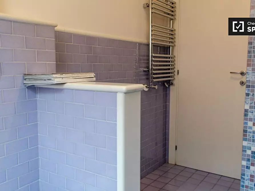 Immagine 7 di Camera condivisa in affitto  in Via Benedetto Croce, 00142 Roma RM, Italy a Roma