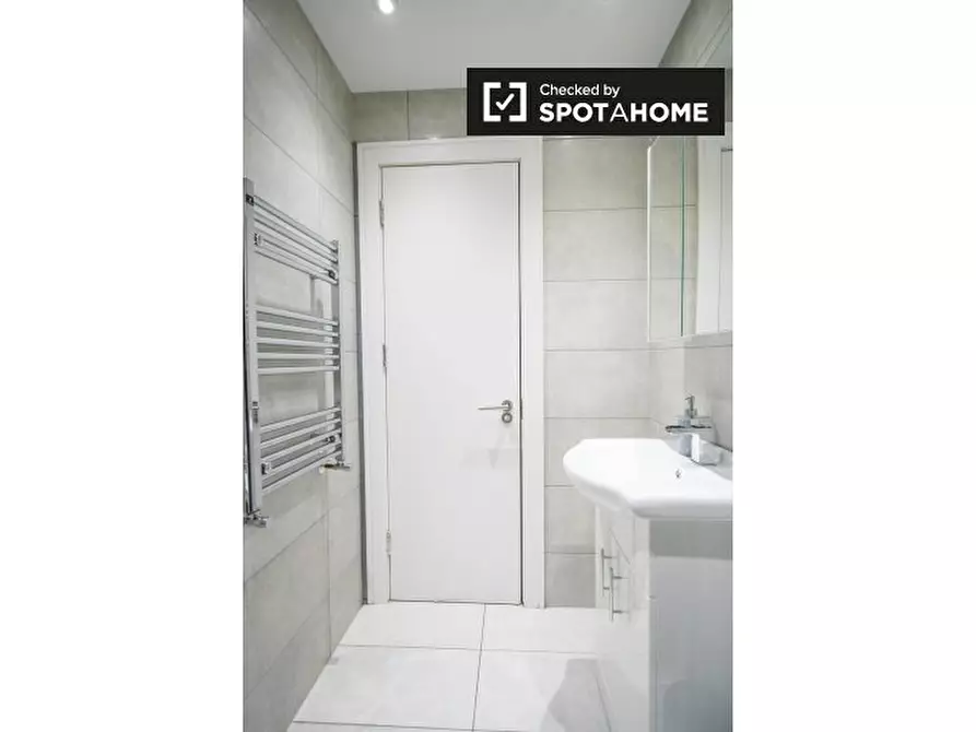 Immagine 9 di Ufficio in affitto  in St James's Rd a Camberwell