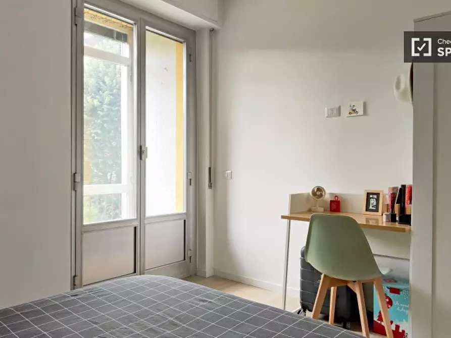 Immagine 16 di Camera condivisa in affitto  in Viale Omero a Milano