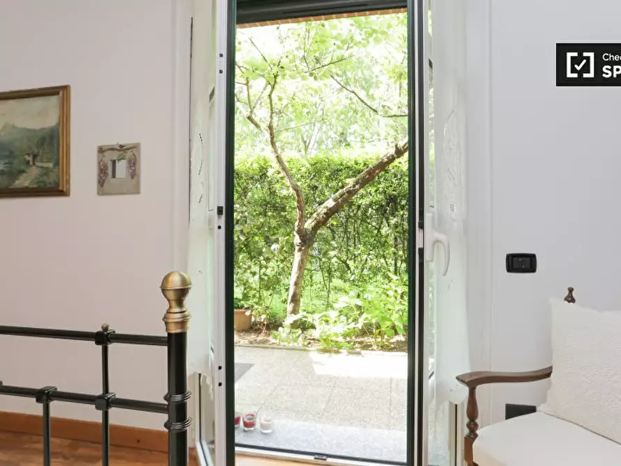 Immagine 3 di Camera condivisa in affitto  in Via Sergio Tofano, 20153 Milano MI, Italy a Milano