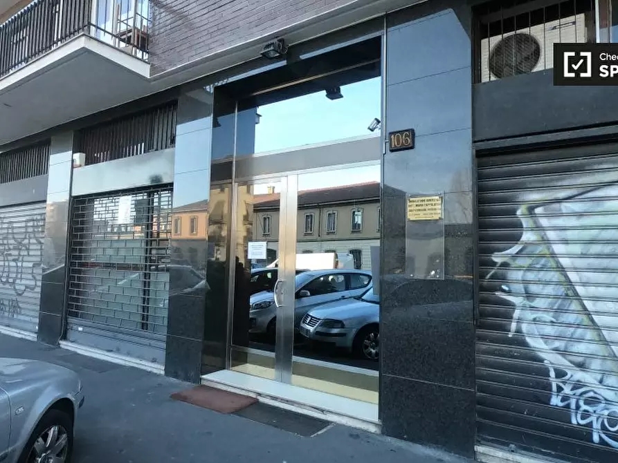 Immagine 14 di Camera condivisa in affitto  in Alzaia Naviglio Pavese, 20142 Milano MI, Italy a Milano