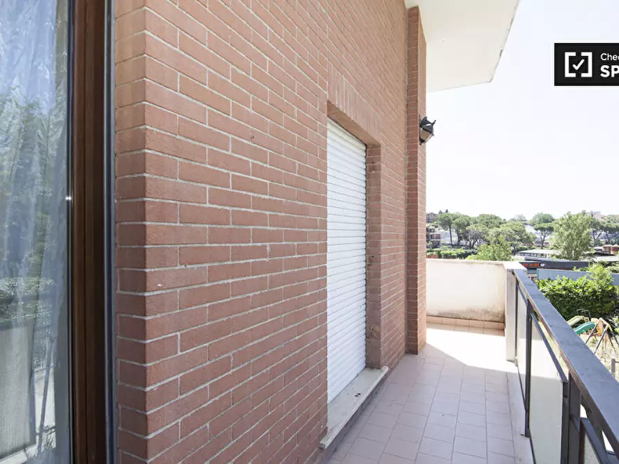 Immagine 13 di Camera condivisa in affitto  in Via Fraconalto a Roma