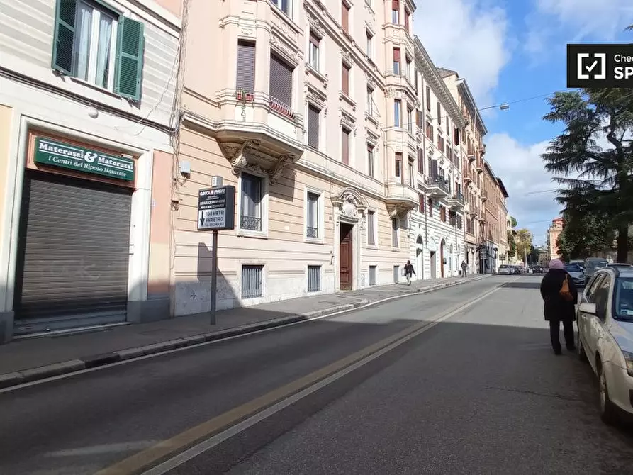 Immagine 13 di Ufficio in affitto  in Via Salaria a Roma