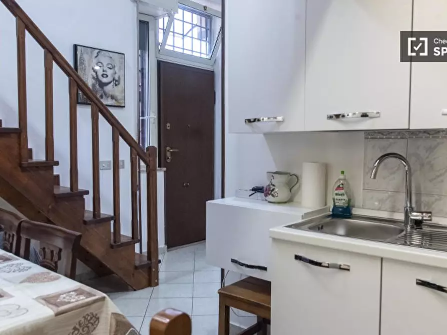 Immagine 7 di Ufficio in affitto  in Via del Passero Solitario a Roma