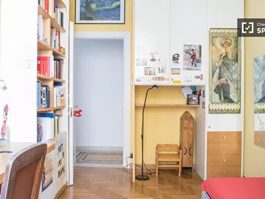 Immagine 11 di Camera condivisa in affitto  in Via Ceneda a Roma