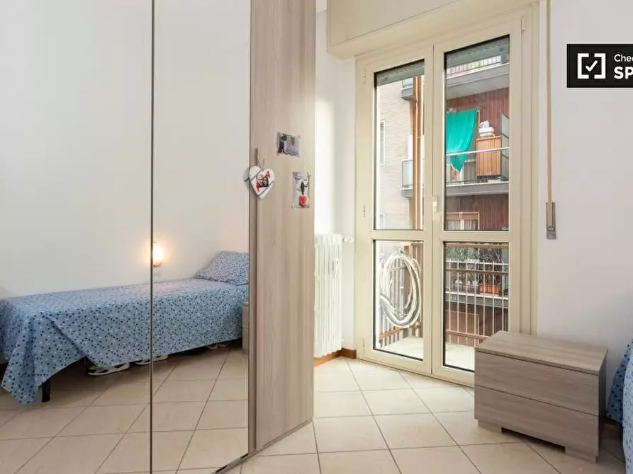 Immagine 5 di Camera condivisa in affitto  in Via Umberto Fogagnolo a Sesto San Giovanni