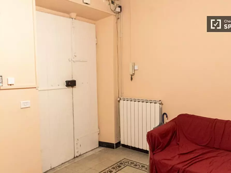 Immagine 17 di Camera condivisa in affitto  in Via Napoleone III a Roma