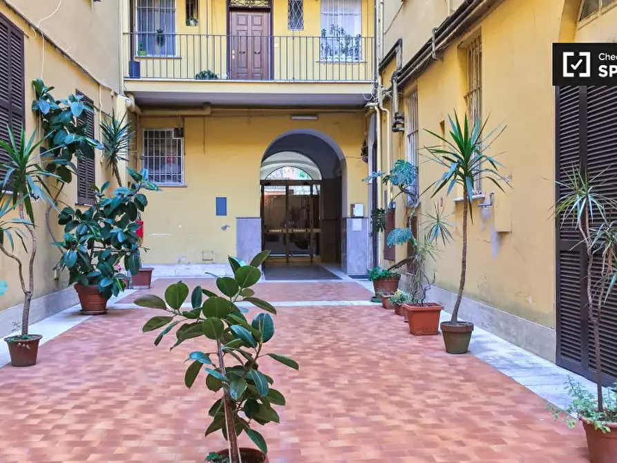 Immagine 16 di Appartamento in affitto  in Viale Regina Margherita, 217 a Roma