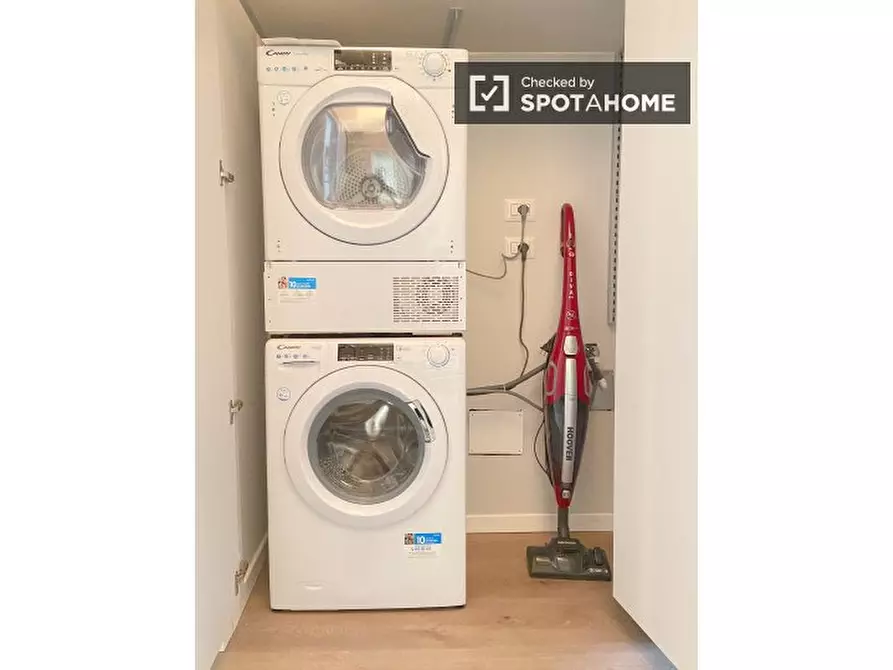 Immagine 14 di Appartamento in affitto  in Via Olmetto a Milano