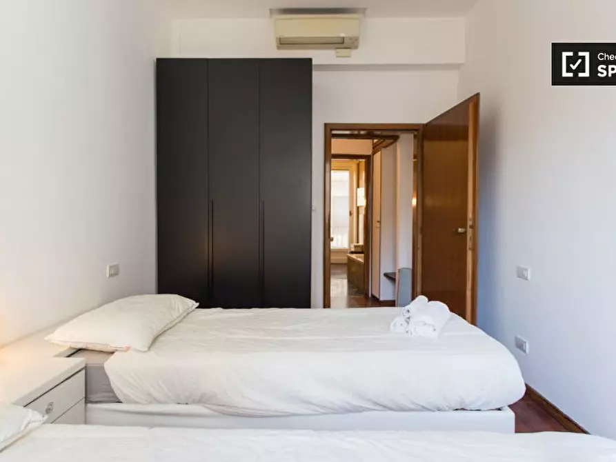 Immagine 15 di Appartamento in affitto  in Via Durini a Milano