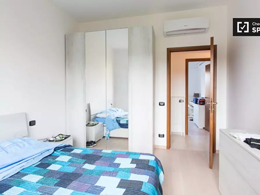 Immagine 17 di Camera condivisa in affitto  in Via Toce a Milano