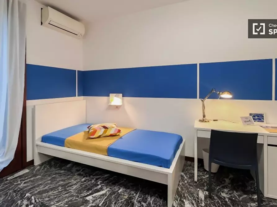 Immagine 1 di Camera condivisa in affitto  in Corso di Porta Ticinese a Milano