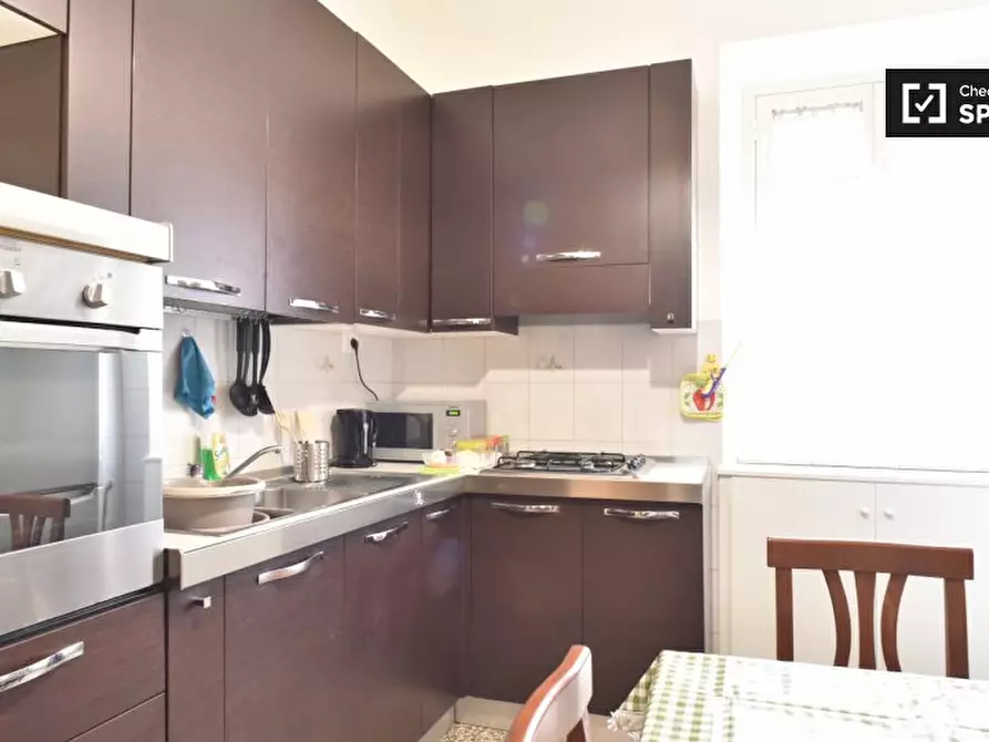 Immagine 6 di Camera condivisa in affitto  in Via dei Platani, 00172 Roma RM, Italy a Roma