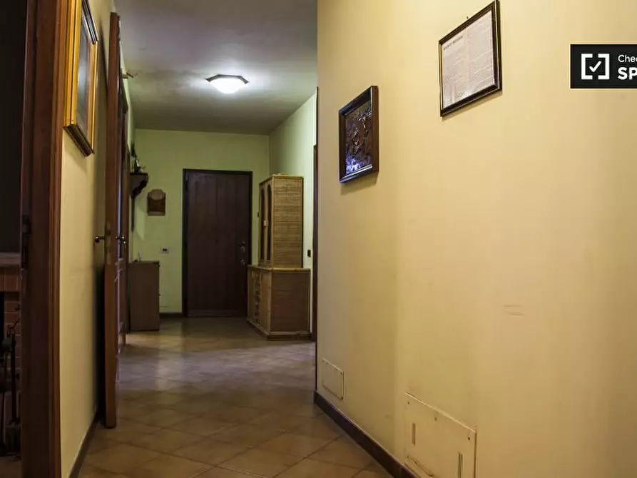 Immagine 18 di Camera condivisa in affitto  in Via Santa Domenica Talao a Roma