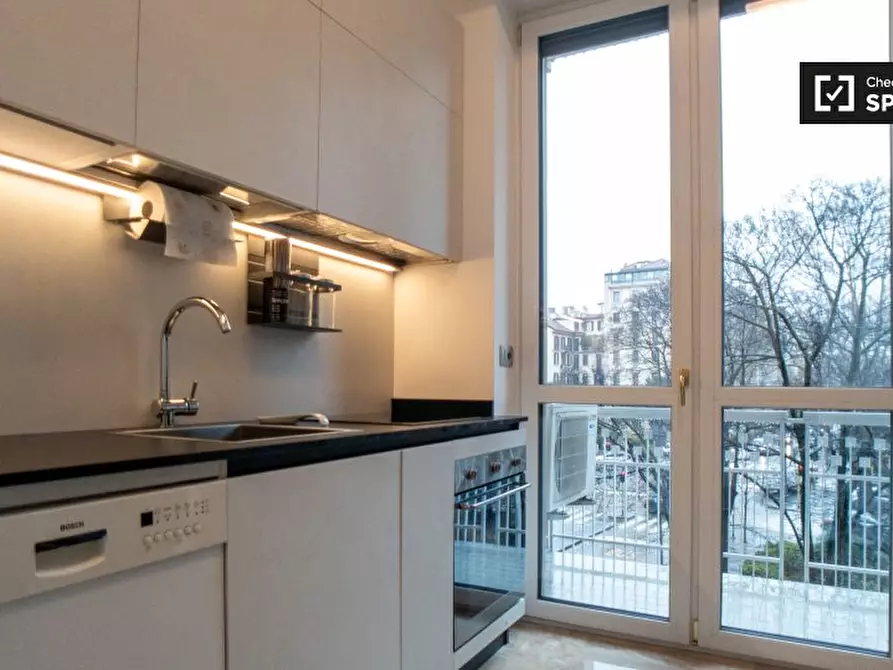 Immagine 12 di Appartamento in affitto  in Piazzale Biancamano a Milano