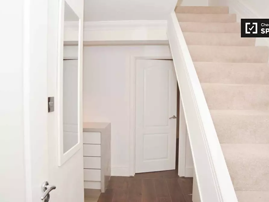 Immagine 10 di Camera condivisa in affitto  in Evenwood Cl a Wandsworth