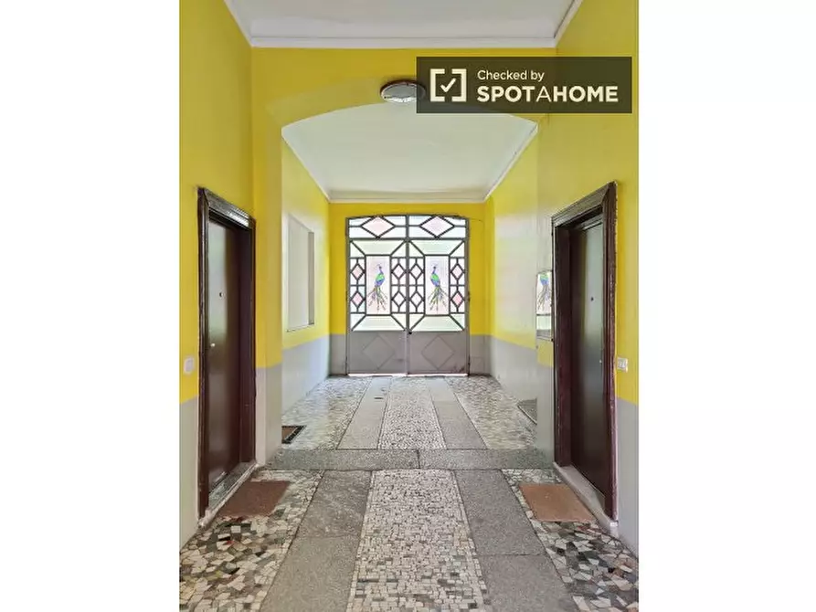 Immagine 13 di Ufficio in affitto  in Via Paolo Frisi a Milano