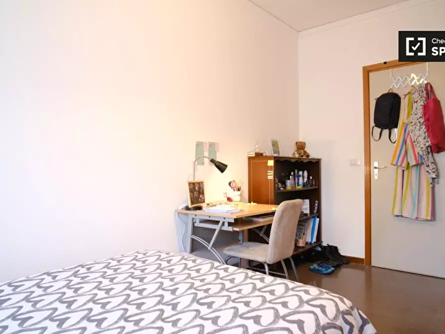 Immagine 14 di Camera condivisa in affitto  in Via giovanni conti a Roma