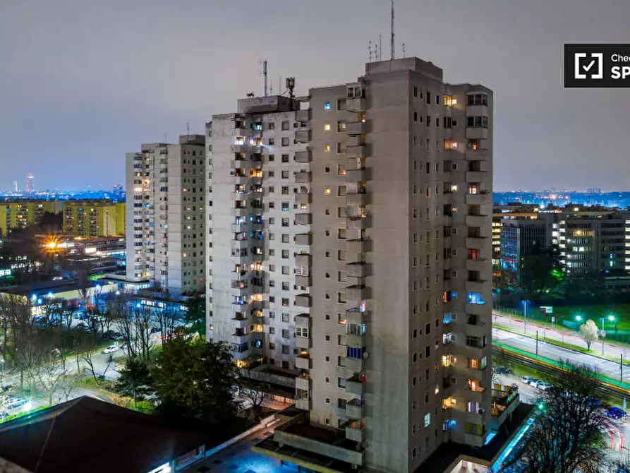Immagine 2 di Camera condivisa in affitto  in Via Michele Saponaro a Milano