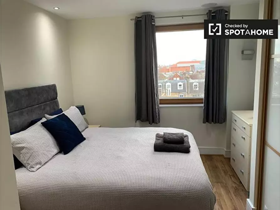 Immagine 8 di Appartamento in affitto  in Flat a Wandsworth