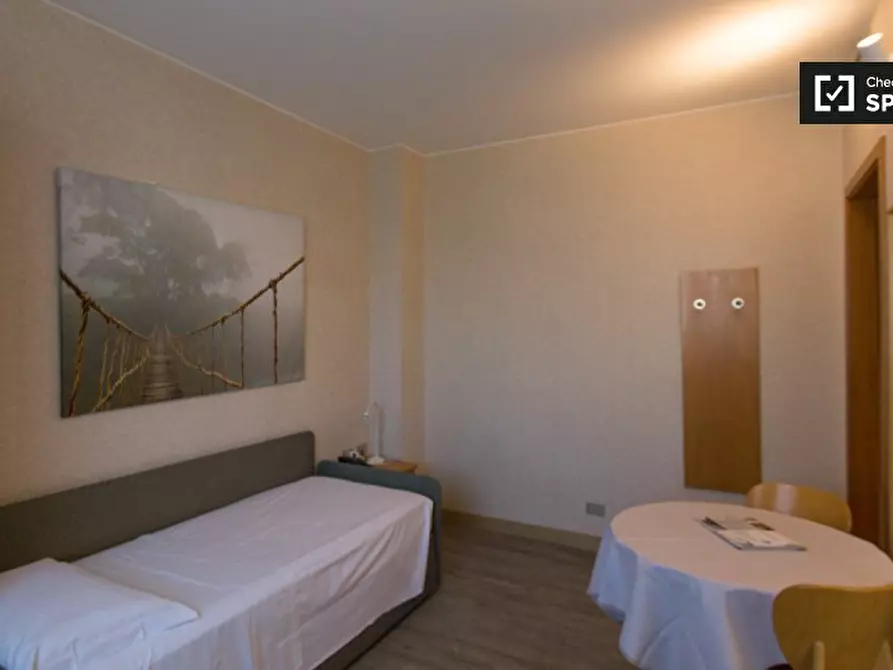 Immagine 3 di Ufficio in affitto  in Via Domenico Cimarosa a Milano