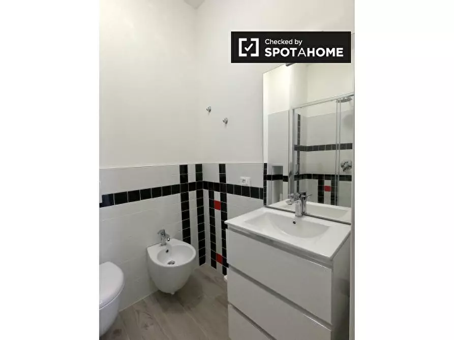 Immagine 3 di Camera condivisa in affitto  in Via Luigi Pasteur, 20127 Milano MI, Italy a Milano