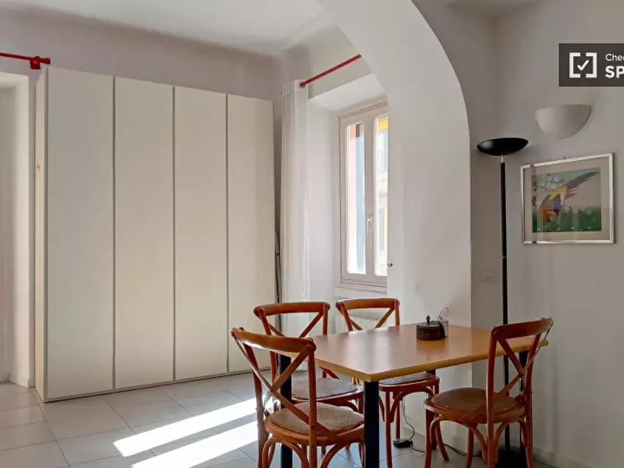 Immagine 8 di Ufficio in affitto  in Via Vigevano a Milano