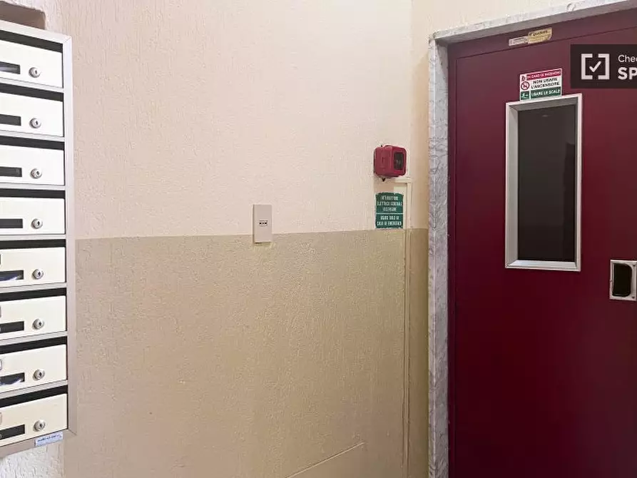 Immagine 16 di Ufficio in affitto  in Via dei Tulipani a Milano