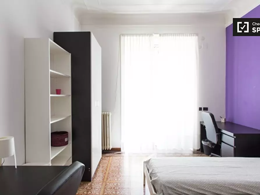 Immagine 2 di Camera condivisa in affitto  in Viale Romagna a Milano