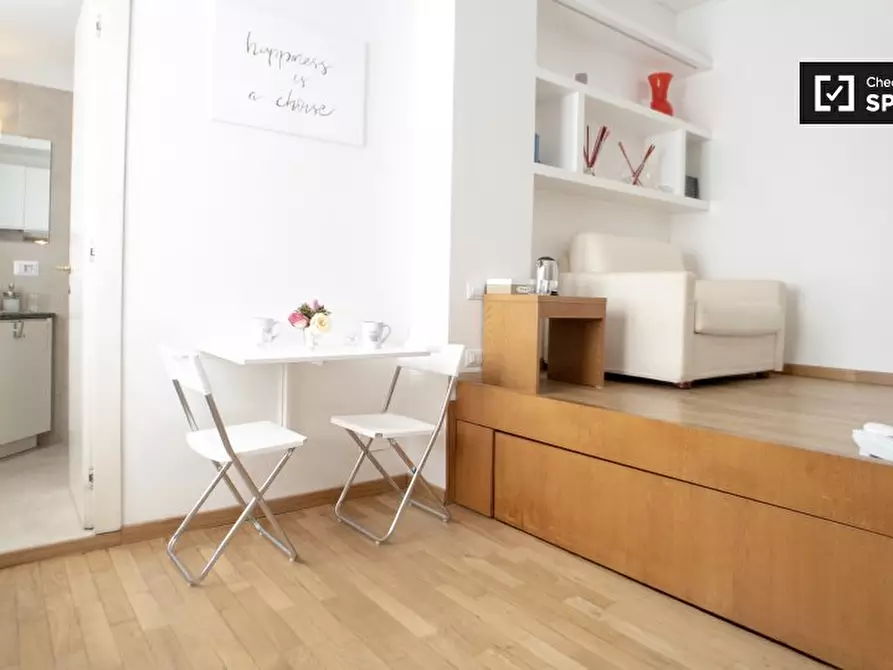 Immagine 10 di Ufficio in affitto  in Via Olona, 20123 Milano MI, Italy a Milano