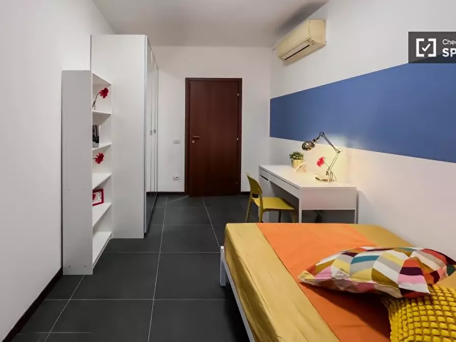 Immagine 9 di Camera condivisa in affitto  in Corso di Porta Ticinese a Milano