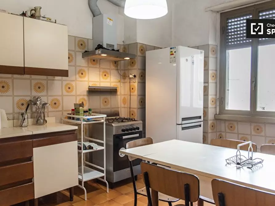 Immagine 5 di Camera condivisa in affitto  in Via Bartolomeo Colleoni a Roma