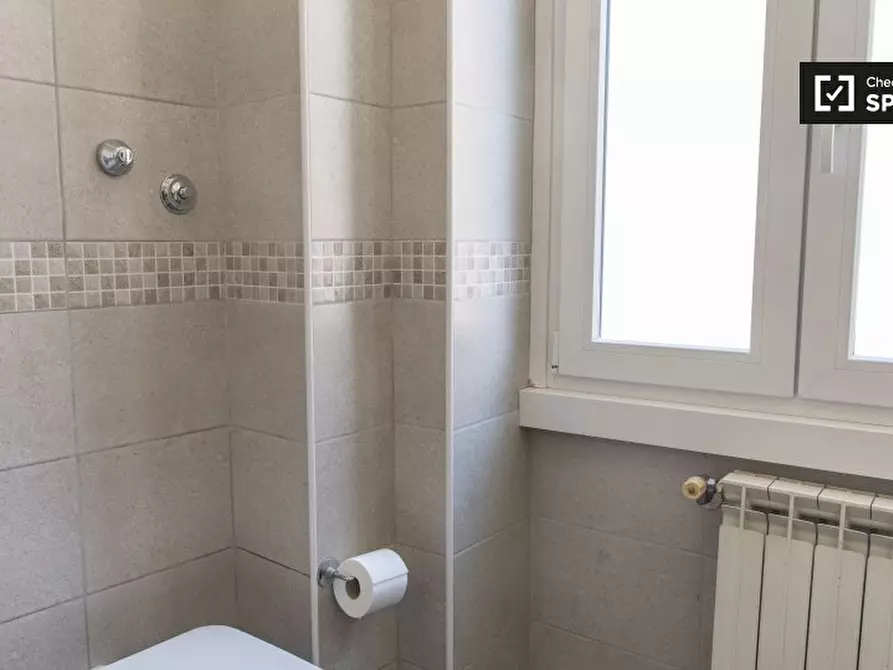 Immagine 11 di Appartamento in affitto  in Via Giacomo Venezian a Roma