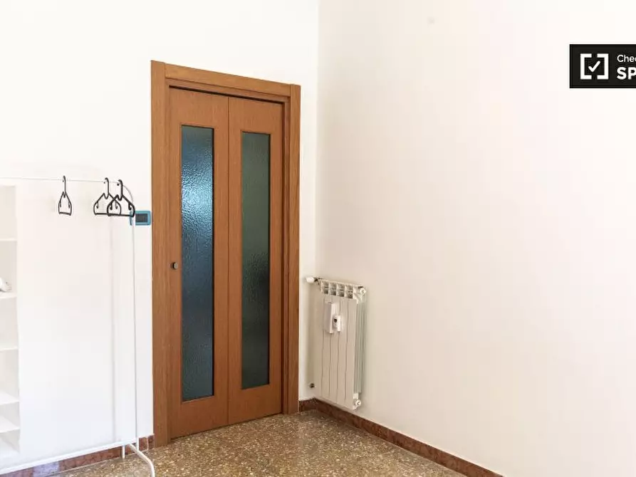Immagine 4 di Camera condivisa in affitto  in Via Leone IX a Roma