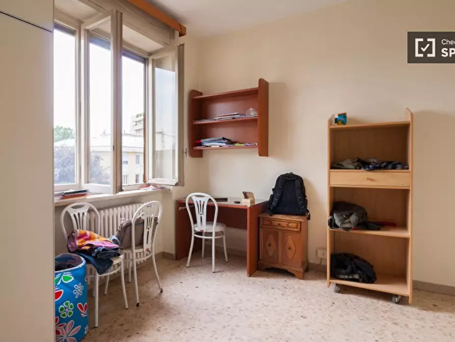 Immagine 3 di Camera condivisa in affitto  in Via Guglielmo Rontgen a Milano