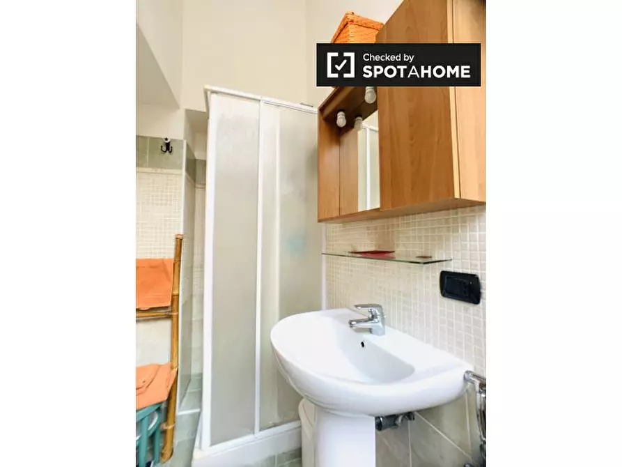 Immagine 7 di Camera condivisa in affitto  in Via di Monserrato, 00186 Roma RM, Italy a Roma