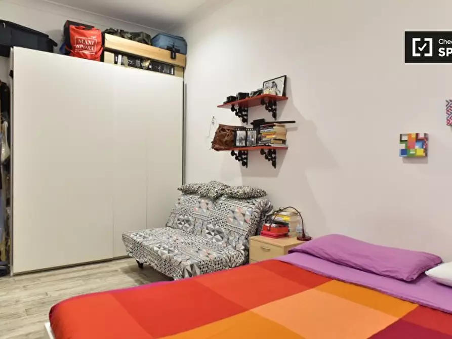 Immagine 2 di Camera condivisa in affitto  in Via Sebino, 00199 Roma RM, Italy a Roma